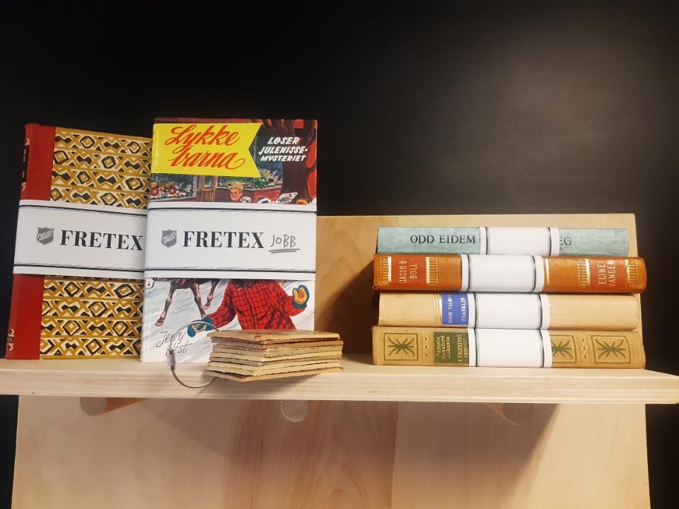 Redesignede bøker fra Fretex